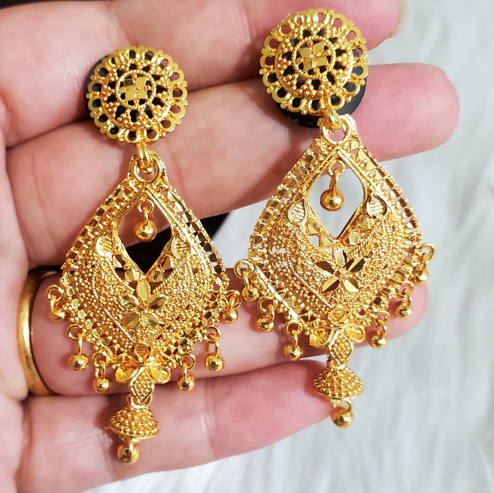 Brand new goldplated bollywood Indian Pakistani earrings